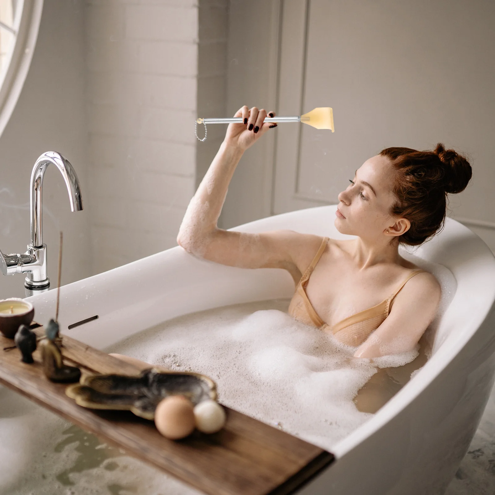 

4 шт., скребок для спины, выдвижная телескопическая ручка из нержавеющей стали, выдвижной металлический удобный массажер для когтей, скребок для спины