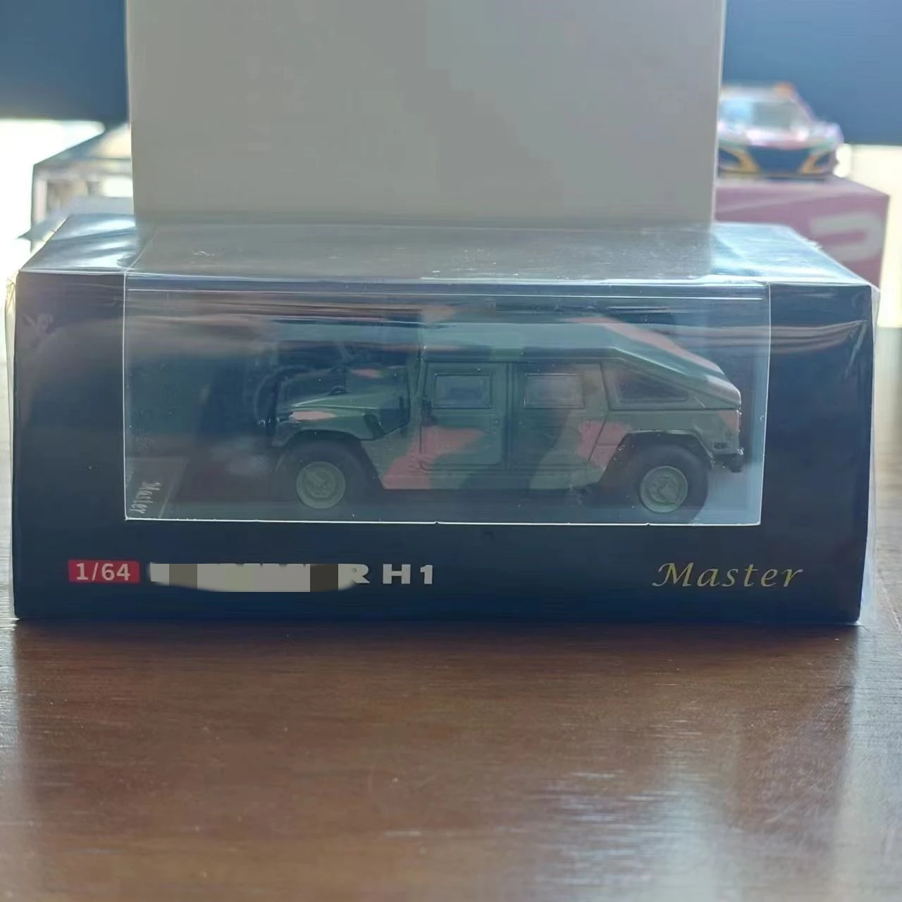 

Master 1:64 H1 (Camouflage Green) Diecast Model Car
