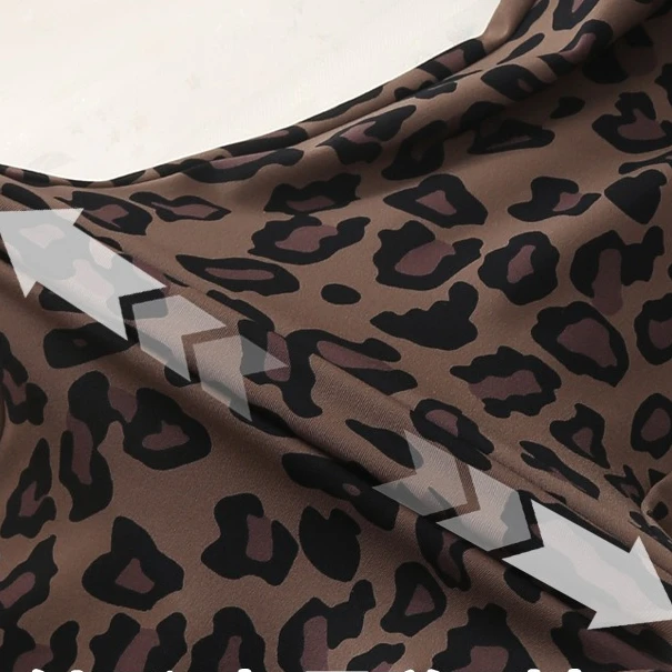 حجم كبير ليوبارد طباعة المرأة ربيع الخريف ارتداء عالية الخصر رقيقة التمويه اليوغا القرش الرياضة طماق القدم الصغيرة