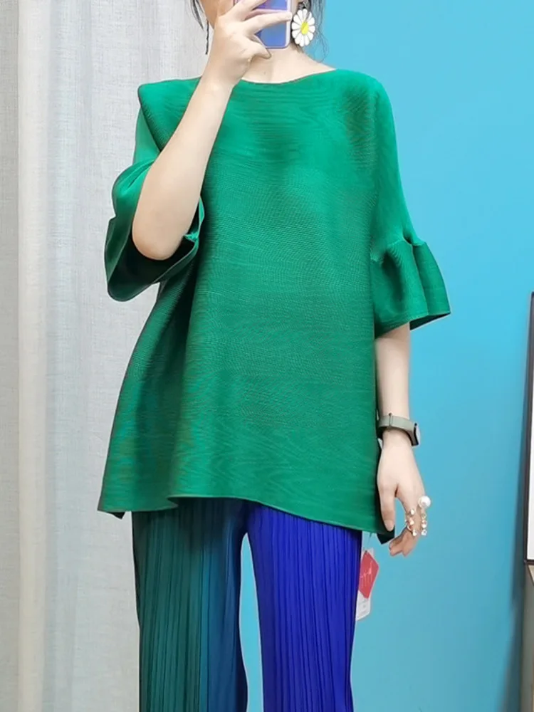 GVUW High Elastic Pleated Blouse For Women 2024 Spring New O-neck Flare Sleeve Loose Casual Female Solid Color Clothing 17J1682