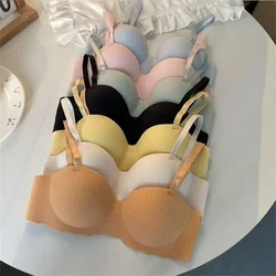 Non-marking One-piece Underwear Women's Comfortable Small Chest Gathered No Steel Ring Glossy Breathable Half-cup Bra