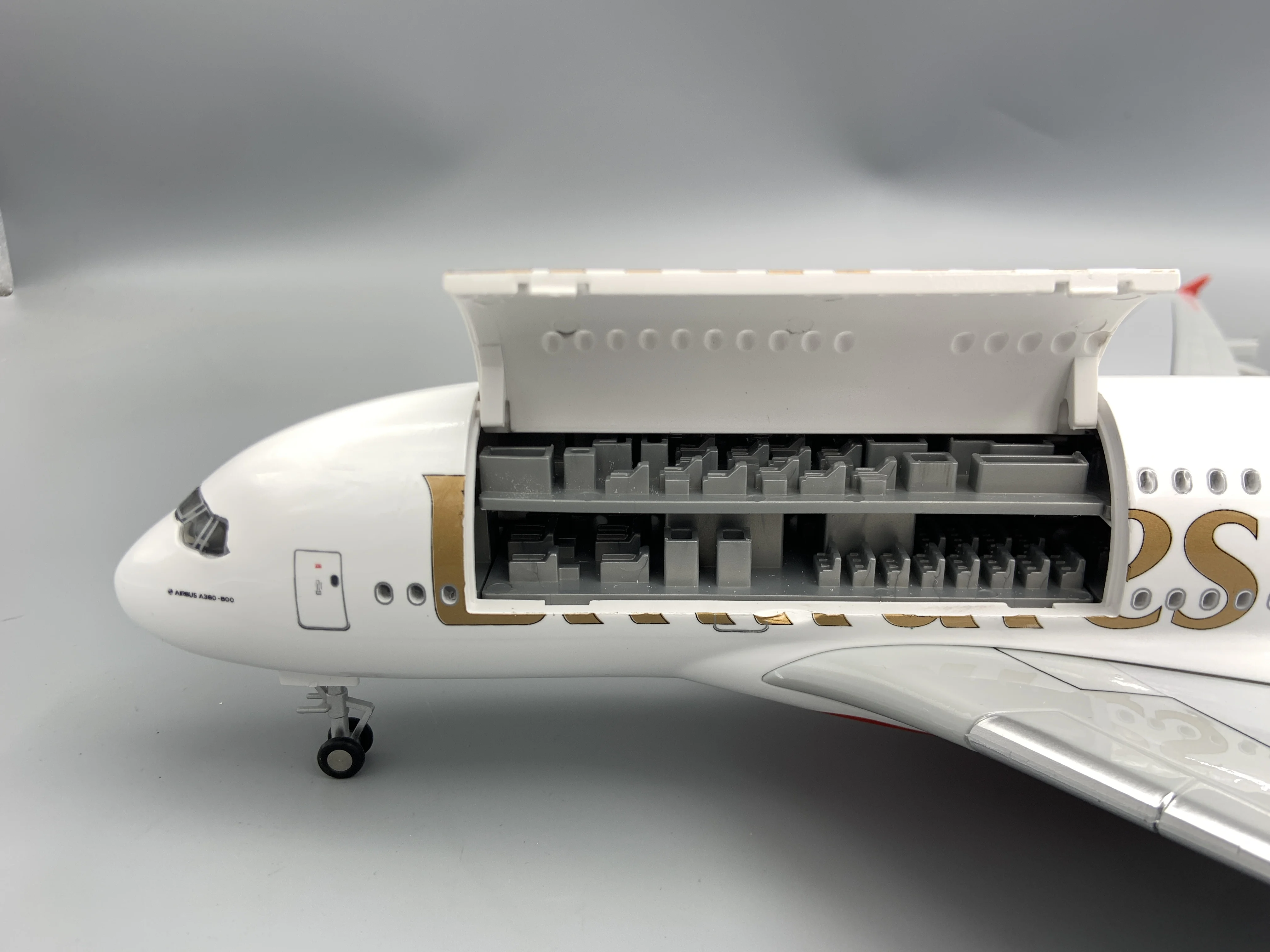 NEW 1/160 Scale Model Airplane A380 UAE/Emirates Resin Aircraft