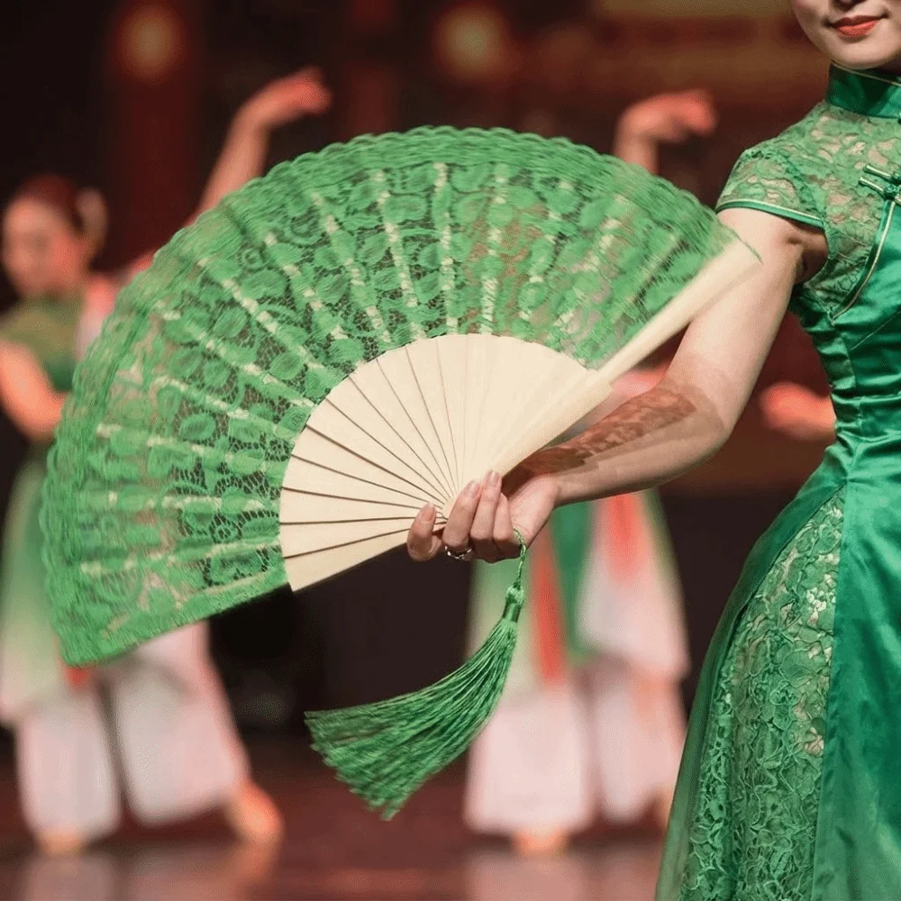 Vintage Lace Trim Folding Fan Lightweight with Tassels Hollowed-Out Fan Decorative Handheld Dance Fan Artistic Performances