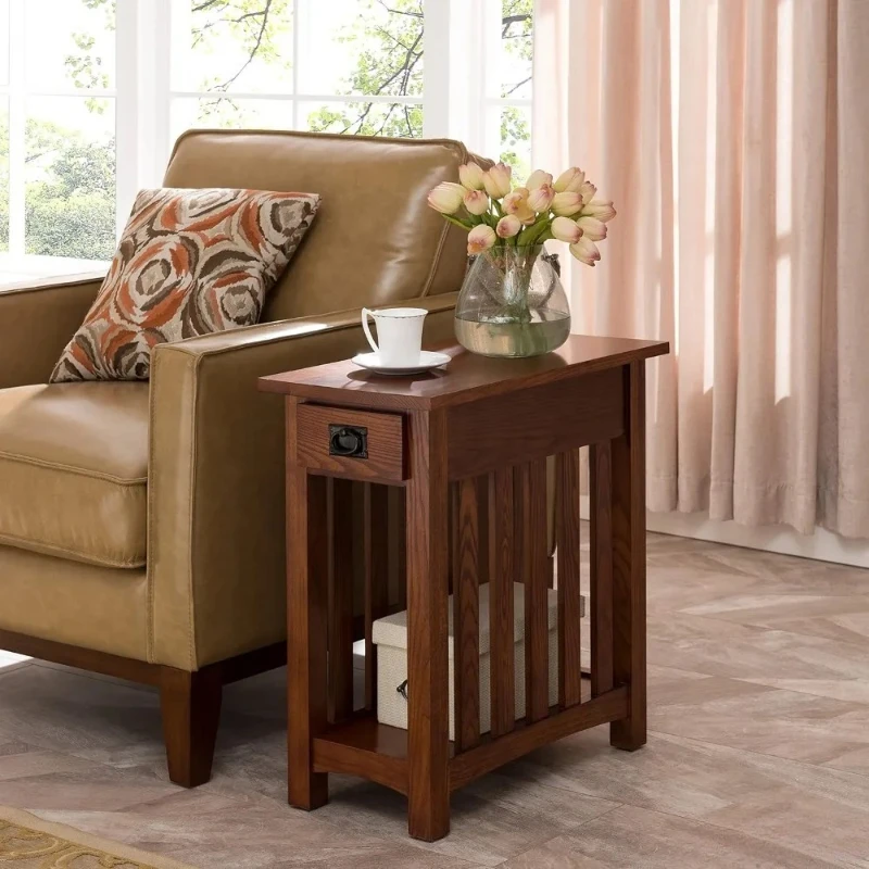 

Массив дерева, 1 ящик для хранения, нижняя полка для демонстрации, узкий, боковые стенки с перфорацией, простая сборка, цвет дуб средний, 23,5 дюйма.