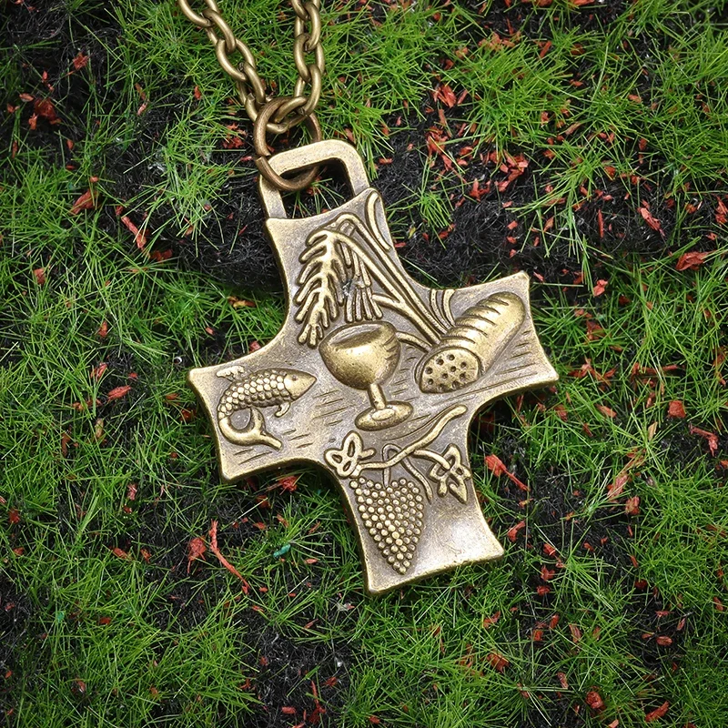 Vintage Christian Communion Cross Copper Pendant Necklace Men Women Catholic Holy Spirit Church Amulet Jewelry Gift