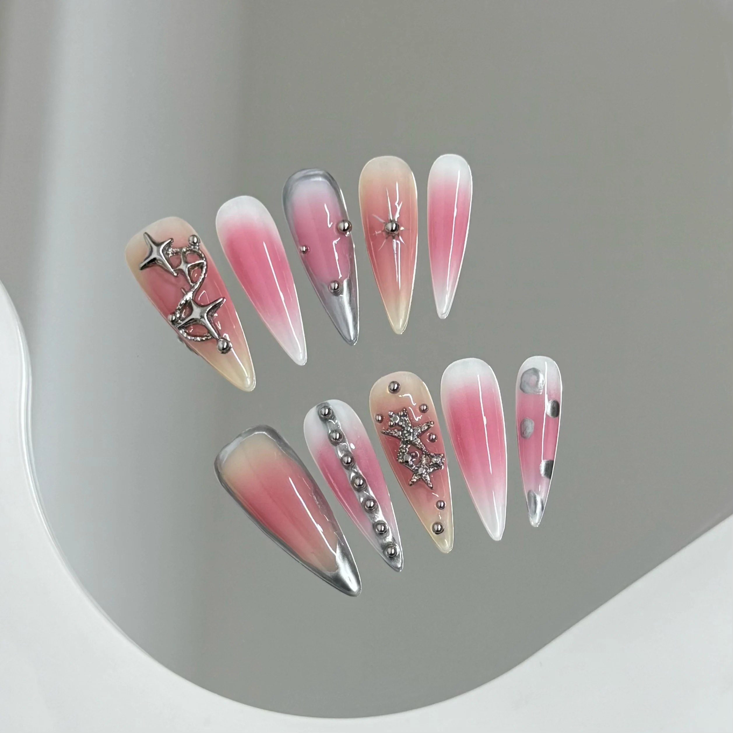 

10pcs Handmade Press on Nails Pink Blush 3D Metal Star Decor Fake Nail Tips Reusable Wearable Y2k Long Pointed False Nails
