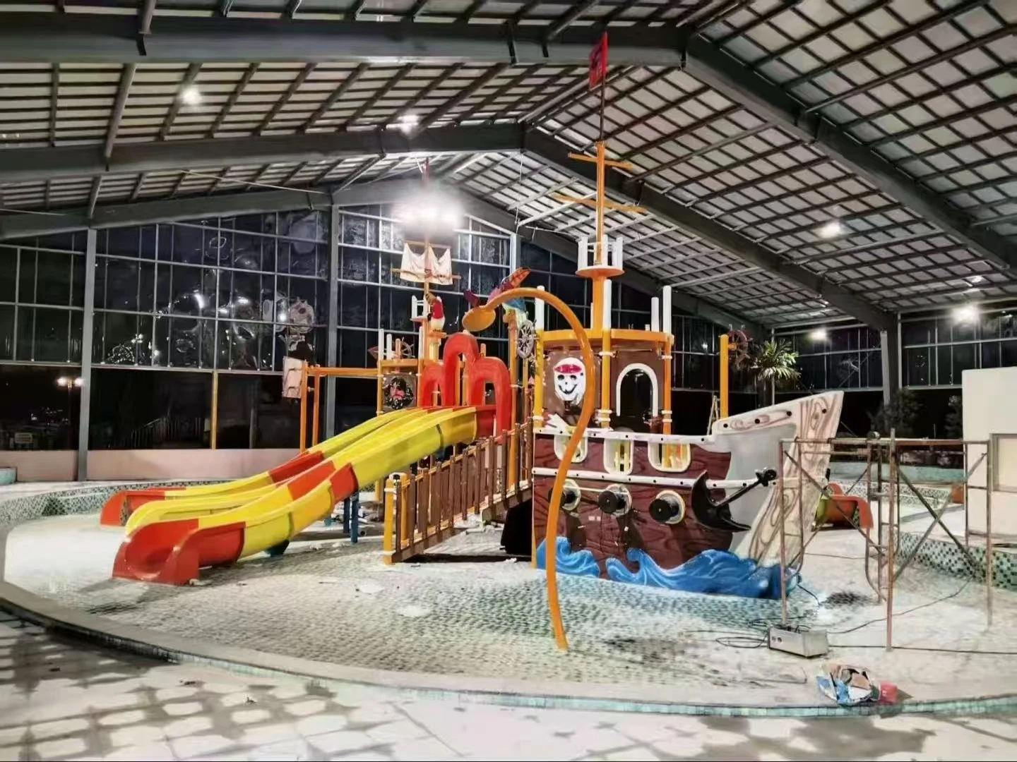 Customized Splash Water Park Wet World Water Park Outdoor Water Park Physical Outdoor Activities