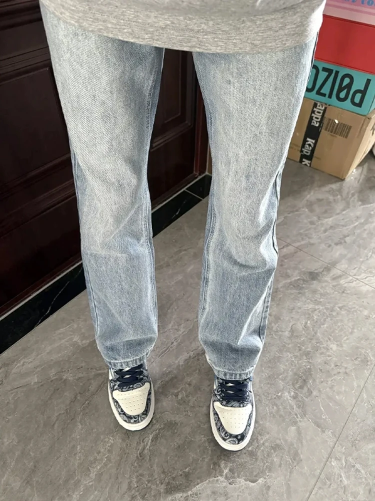 

Retro American Ice Blue Jeans Men's Style Cool Handsome Slim Fit Straight Leg Jeans Casual Wear Teenage Fashion Autumn Collec...