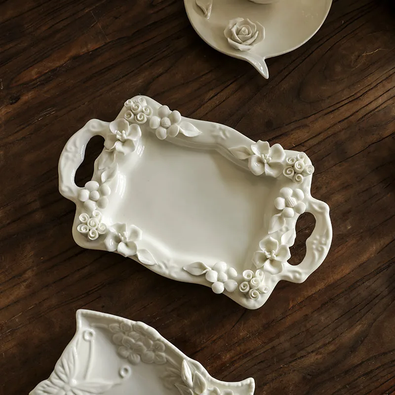 

Heavy Industry Hand Made Breakfast Dim Sum Plate Antique Decoration European Style Double Ear Plate Fruit Dessert Tray
