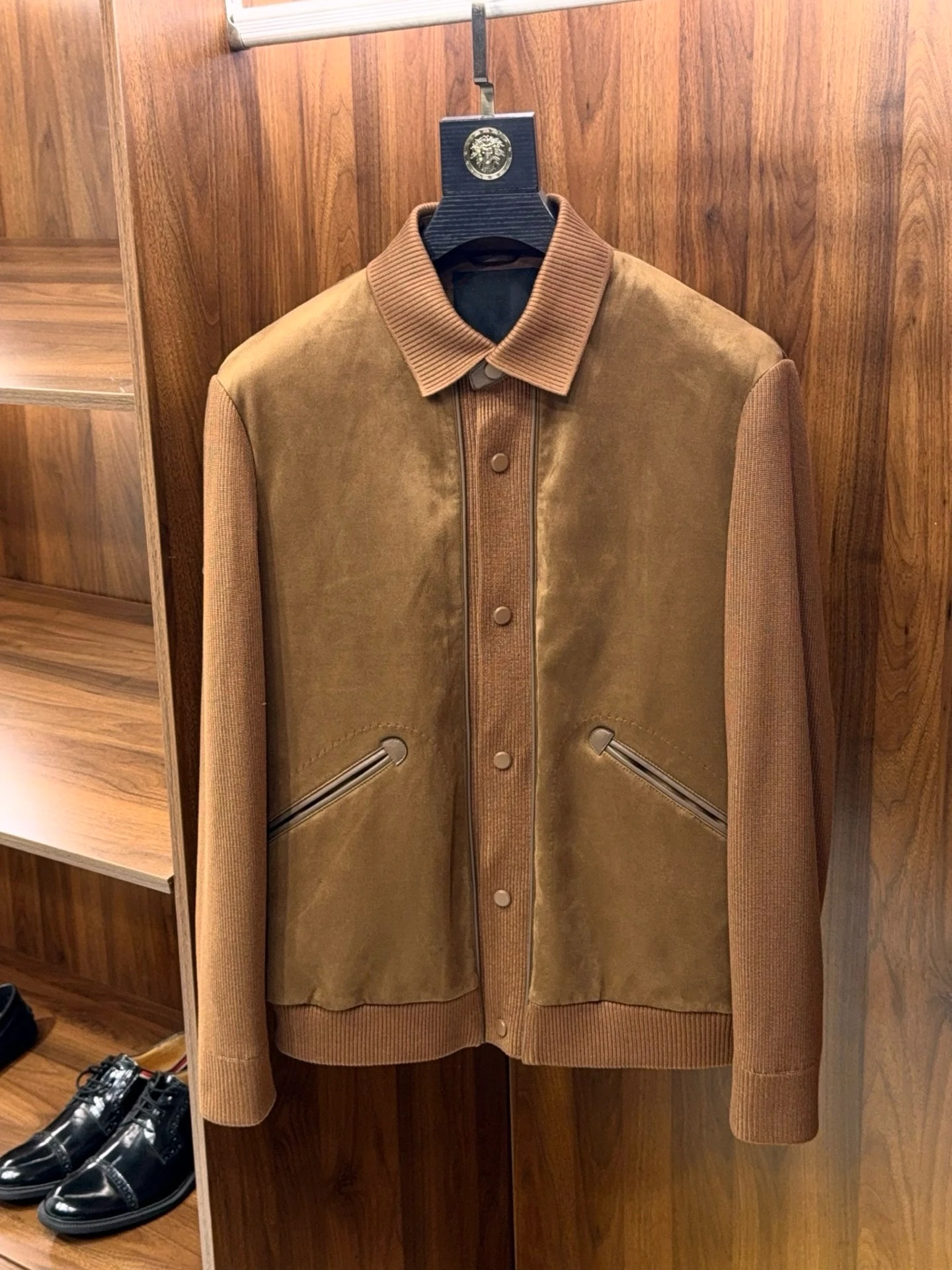 

Italian high-quality wool stitched suede high-luxury stretch lapel jacket