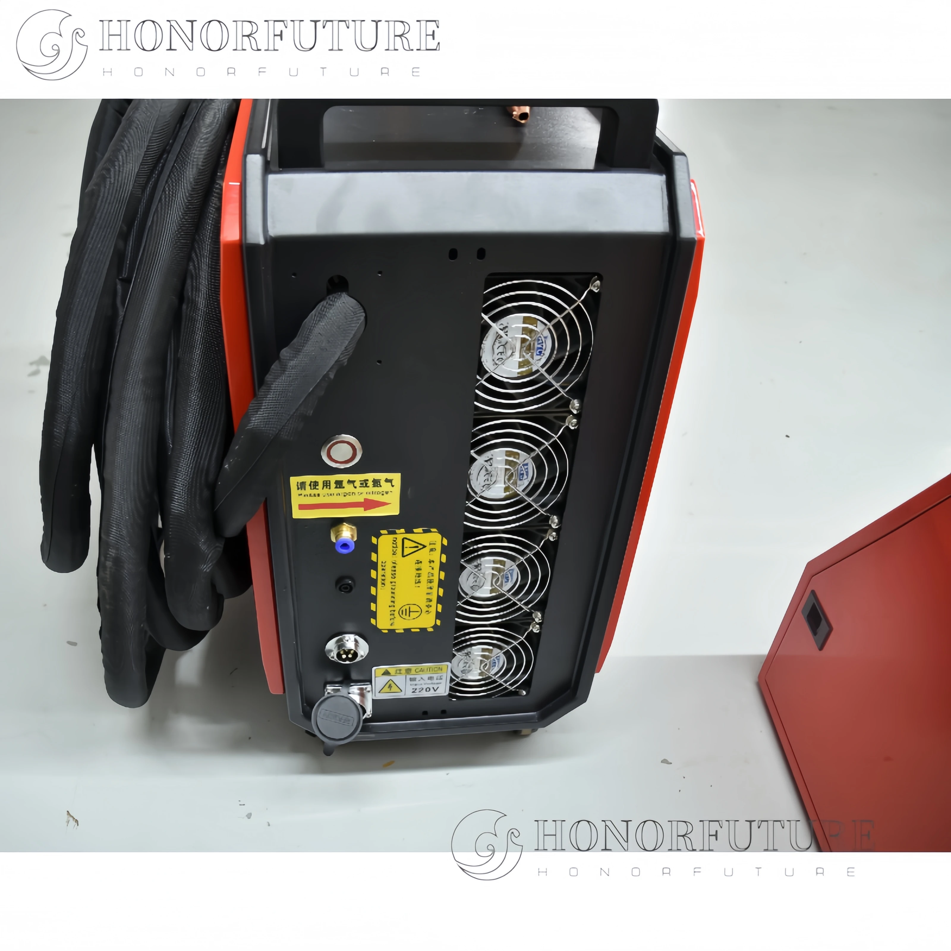 

Lightweight Portable Laser Welding Machine Air Cooling1.5kw 2kw 3kw Air Cooled Cleaning Cutting Metal Iron AL for Sale