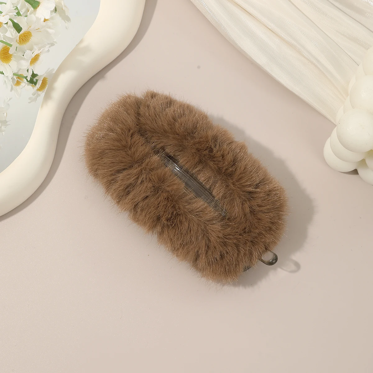 1pc Herfst Winter Nieuwe Harige Banaan Clip Twist Klem Gesp Clips Voor Vrouwen Meisjes Elegante Haarspelden Mode Pluche Haarspeldjes