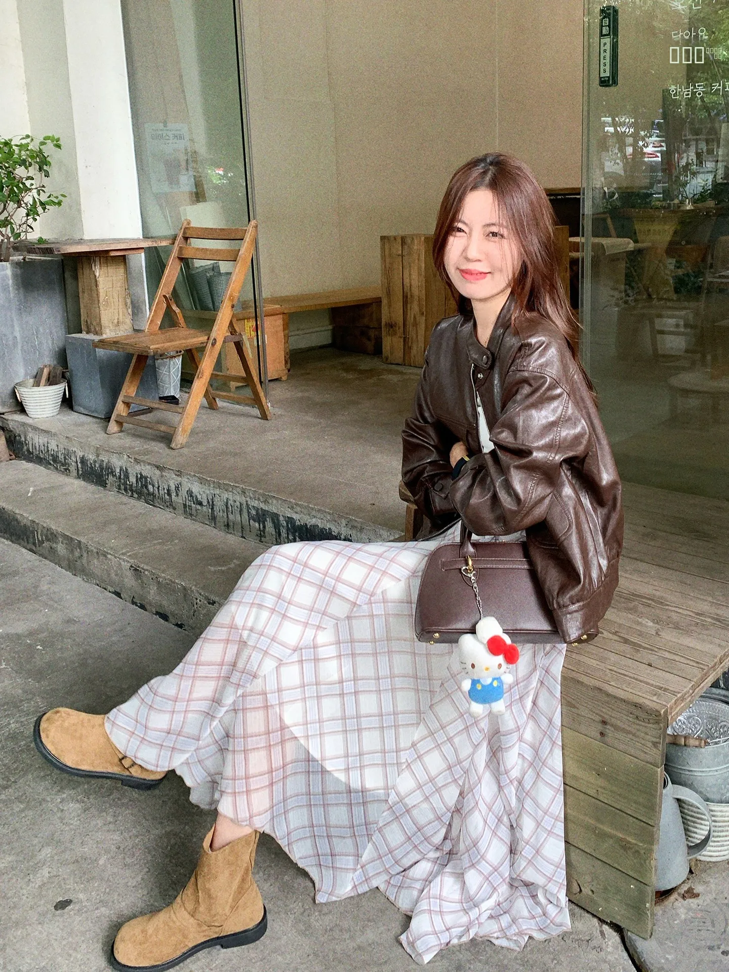 

Винтажная женская куртка из искусственной кожи кофейного цвета, свободного кроя, с длинными рукавами, на раннюю осень, универсальная, маленького размера, модная верхняя одежда