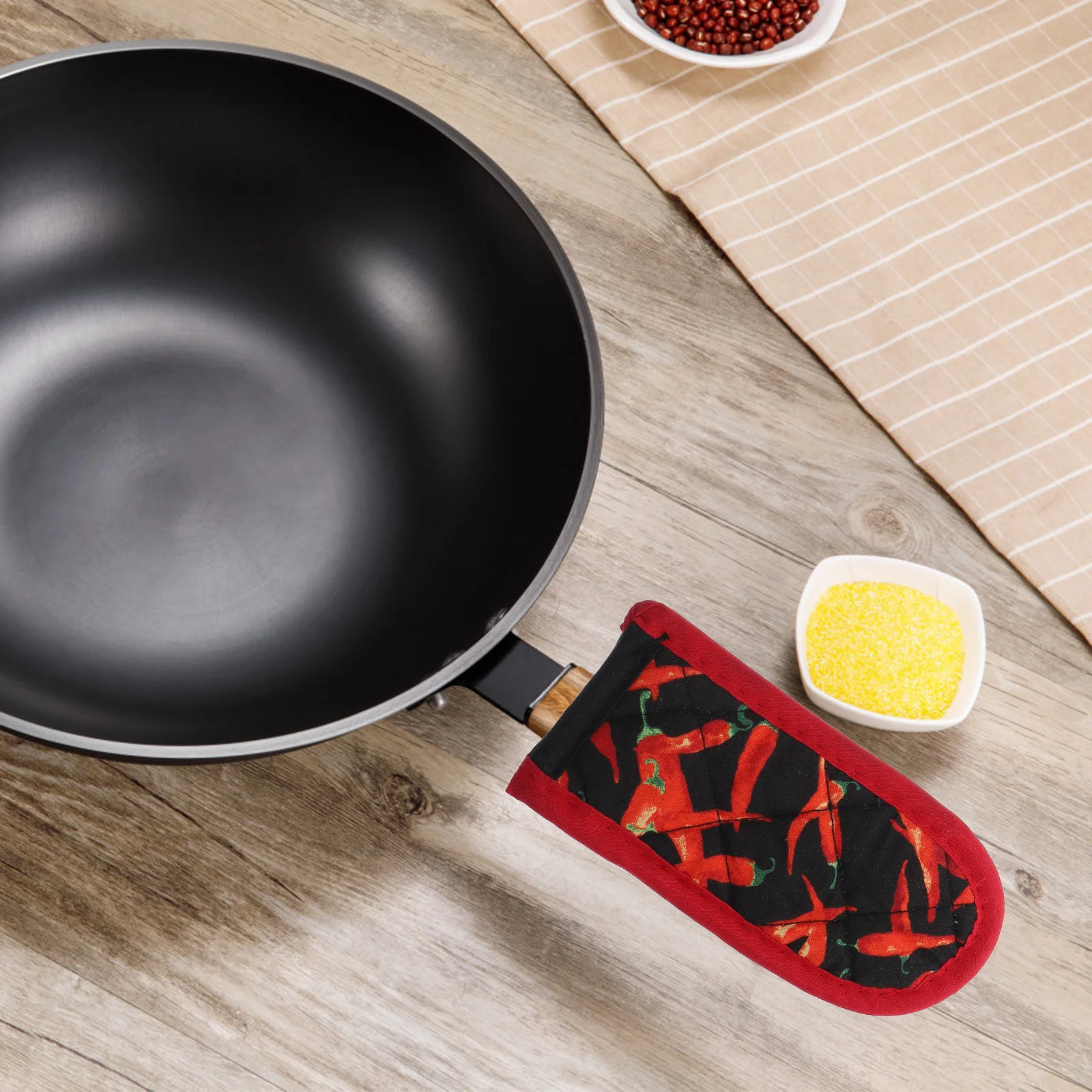 

2Pcs Cast Iron Skillet Handle Cover Anti-Scalding Flexible Pot Holders for Cooking Baking Grilling Pot Handle Covers