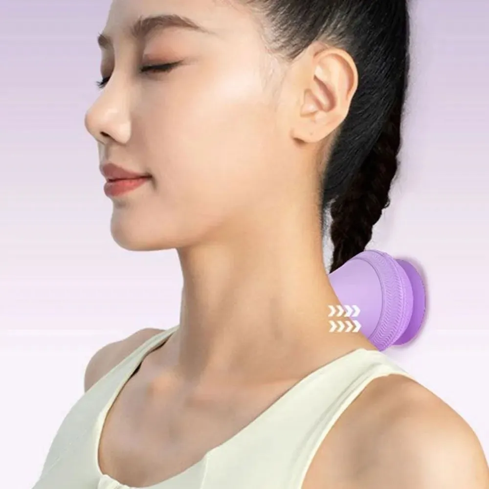 

Silicone Vibrating Massage Ball Electric Adsorption Hot Compress Fascia Ball USB Rechargeable Small Muscle Relaxation Massager