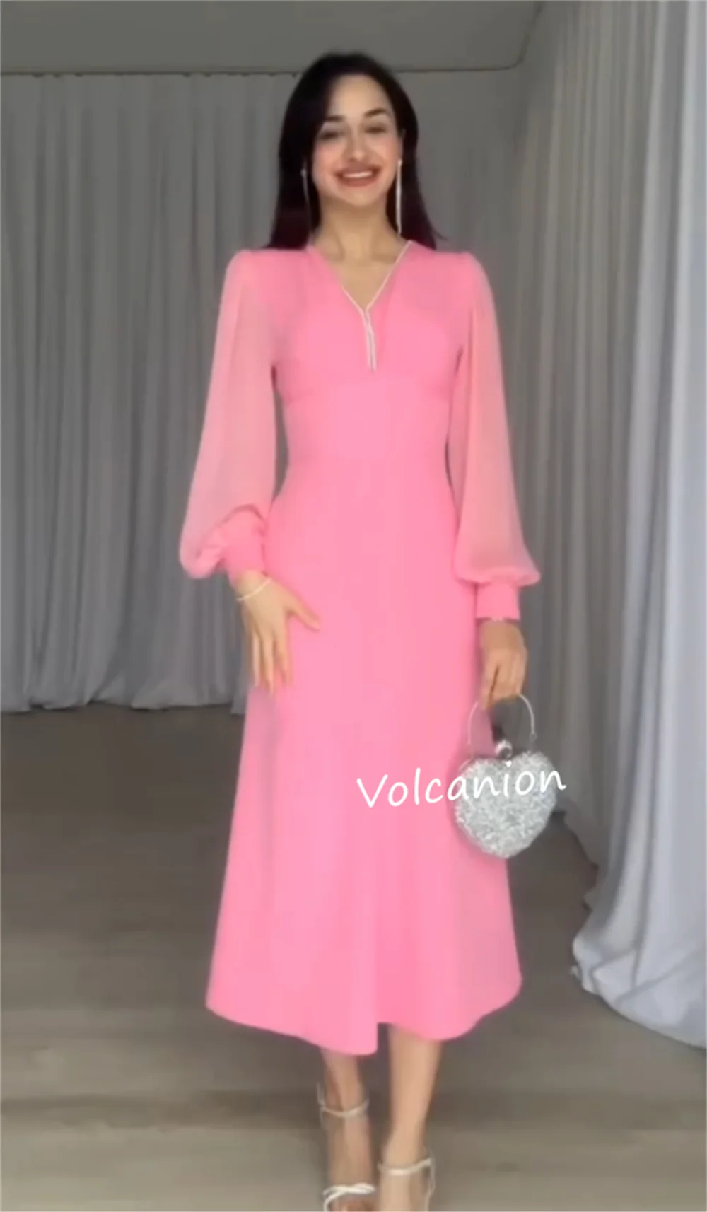 Abiti midi con scollo a V a trapezio con paillettes in jersey personalizzato Occasioni su misura Festa Stile moderno Abbinamento casual