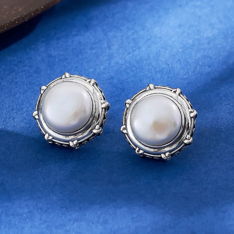 

S925 Sterling Silver Studs Earring for Women Retro Pattern Inlaid Freshwater Pearl Ear Studs Fashion Jewelry Wholesale