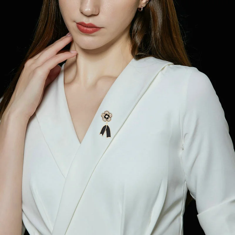 New Flower Brooch Camellia Blossom Ribbon Pin Fashion Women Corsage Accessories Suit Sweater Pin Buckle Clothing Jewelry