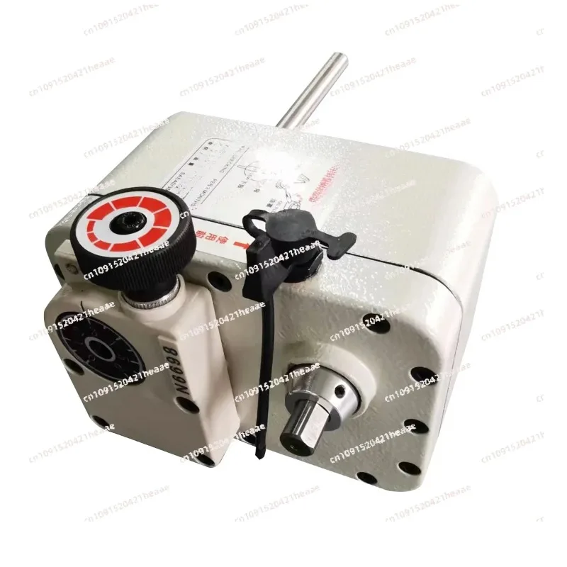 Suitable for sewing machine accessories puller  arm of the feed sewing machine auxiliary device gear puller
