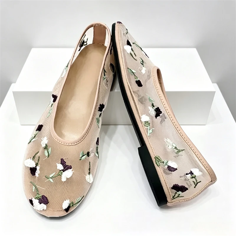 Hand Embroidered Flowers Designer Mesh Hollow Flats Ballet Shoes Women Summer Light Breathable Mary Jane Shoe Elegant Mules Shoe