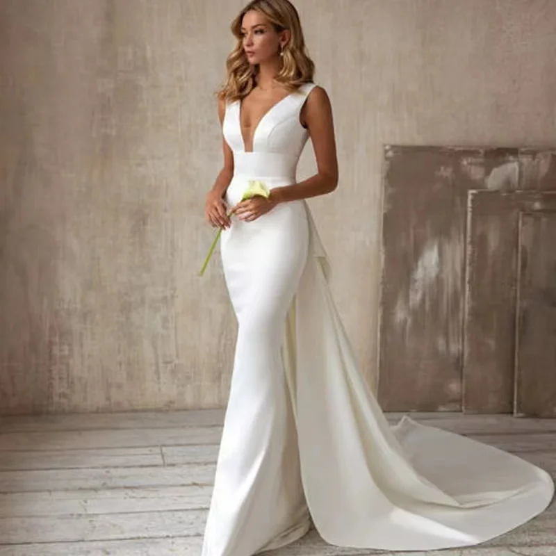 

Elegant Simple Backless Mermaid Wedding Dress For Women Minimalism Bridal Gown With Sweep Train