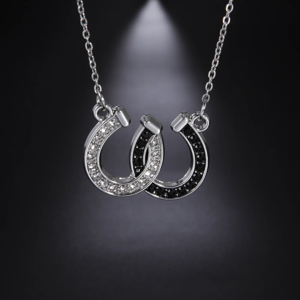 Kkjoy Reizende Doppel-Hufeisen-Halskette mit Kristall-Hufeisen-Anhänger für Damen, Glücksbringer-Schmuck mit Strasssteinen – Detail 3