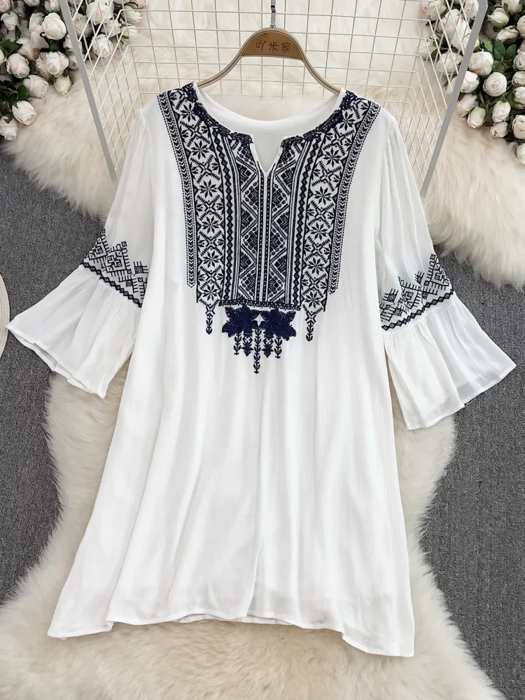 Summer Temperament Loose Ethnic Style Embroidered Dress Cotton Linen Holiday Vintge Dresses Women D1445