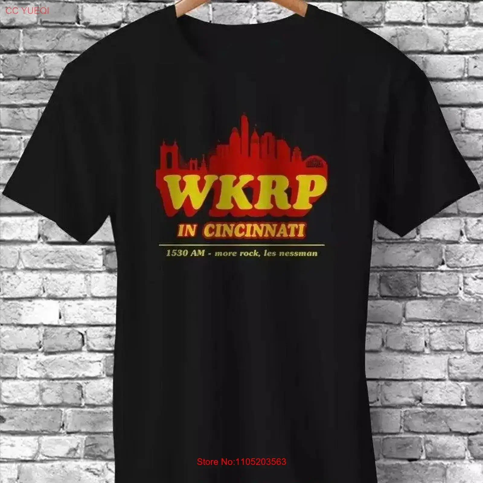 Thanksgiving Funny T Shirt WKRP Turkey Drop In Cincinnati Les Nessman 1530 vintage Washed Slightly Soft Unisex homme graphic