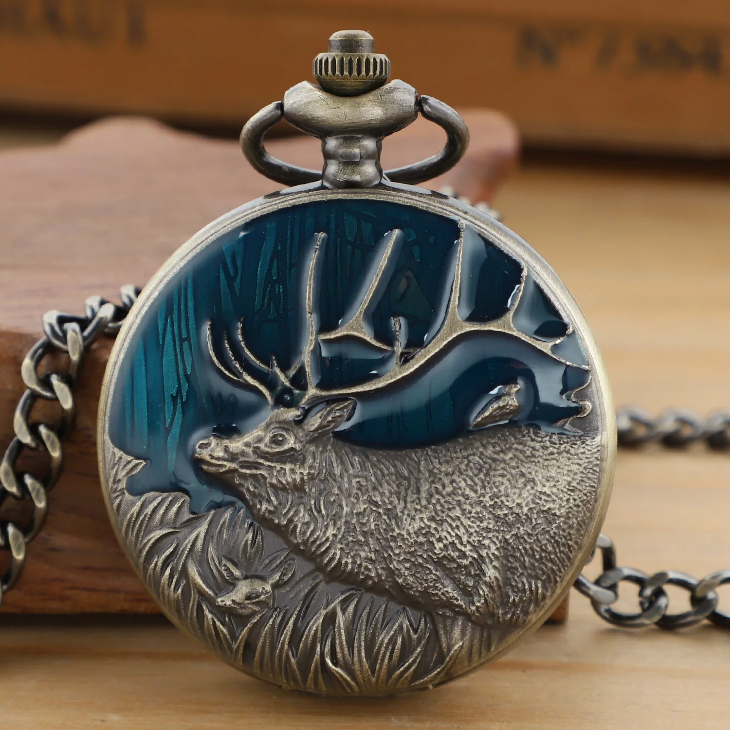 Blue Exquisite Reindeer Oil Painting Men's and Women's Quartz Pocket Watch Retro Fashion Necklace Pendant Student Christmas Gift