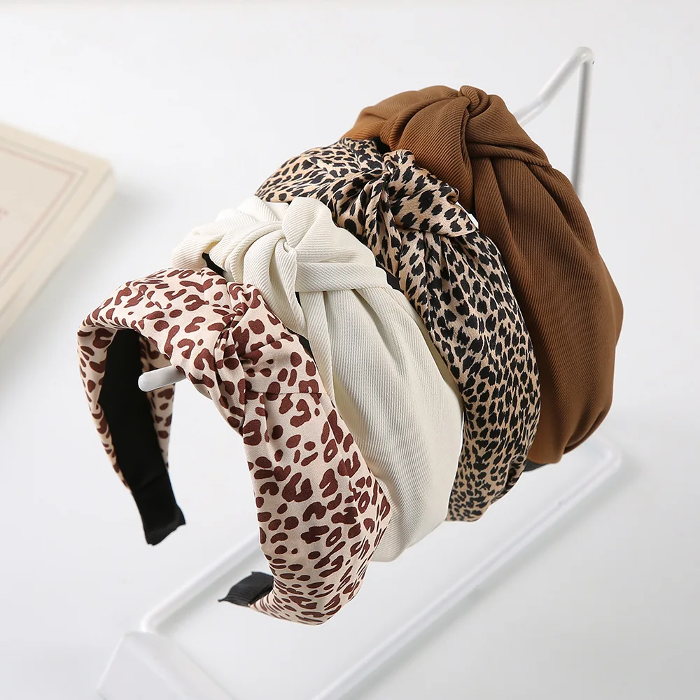 

Leopard Print Knotted Headband Wide Band Stretchable Fabric Hair Accessories for Women Girls Retro Style Hair Band
