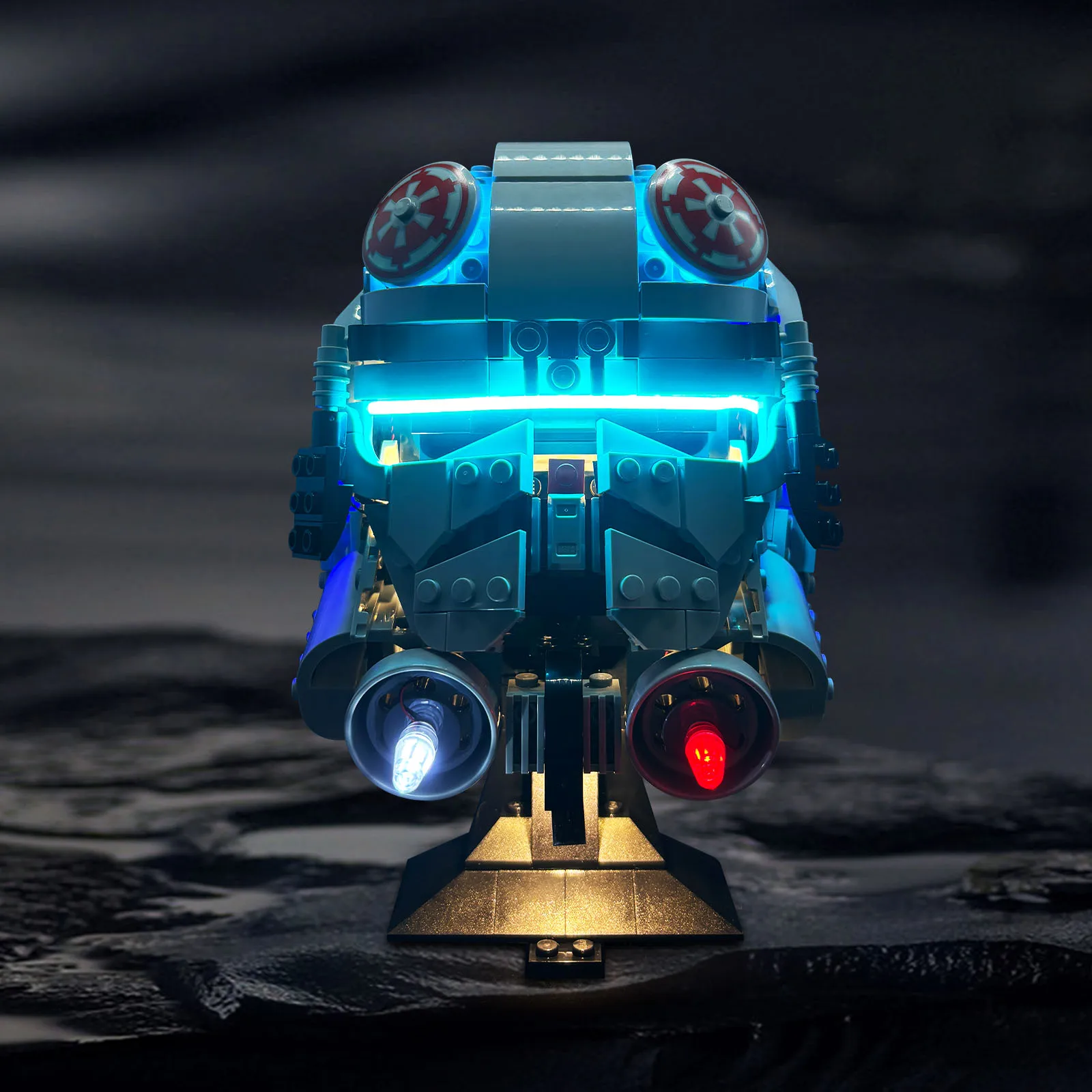 ชุดไฟ LED ใช้งานร่วมกับ Lego 75429 at-at Driver Helmet Building Blocks (ไม่รวมอิฐรุ่น)