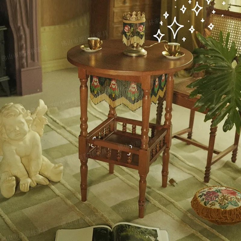 ستارة أليس روس الفرنسية ذات الخرز القديم وطاولة مستديرة وطاولة قهوة وشرفة صغيرة لشاي بعد الظهر في العصور الوسطى #2