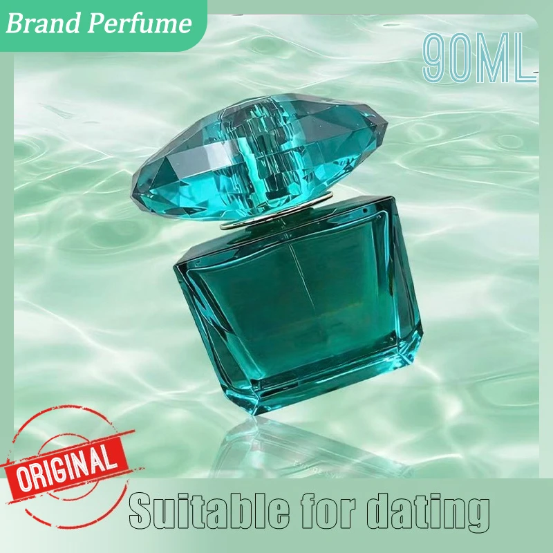 Il profumo di marca da 90 ml lancia una ricca fragranza perfetta per gli pendolari di tutti i giorni evidenziando la sofisticazione della vitalità