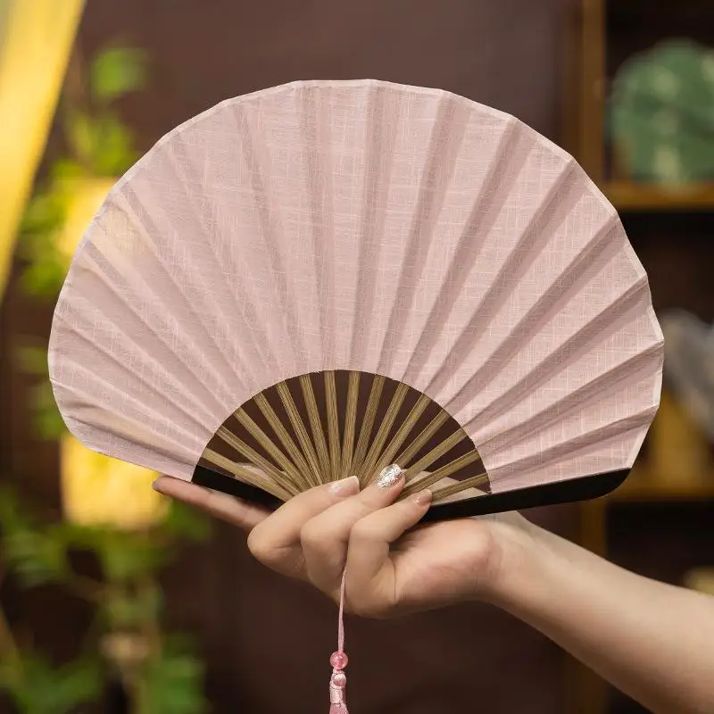 Kreative Retro Mini Shell Fan Baumwolle Leinen Tuch Chinesischen Falten Hand Fan Sanfte Einfarbig Handheld Fan frauen