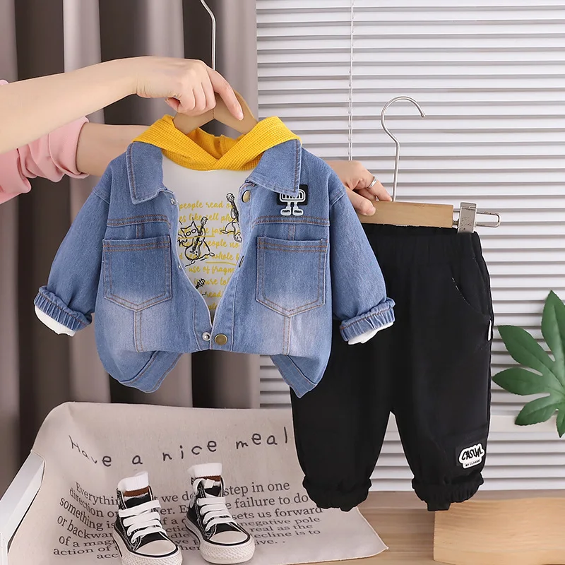 

Рождественские наряды, весенне-осенняя одежда для маленьких мальчиков, модные джинсовые куртки для детей от 9 до 12 месяцев + толстовки с капюшоном + штаны, детская одежда