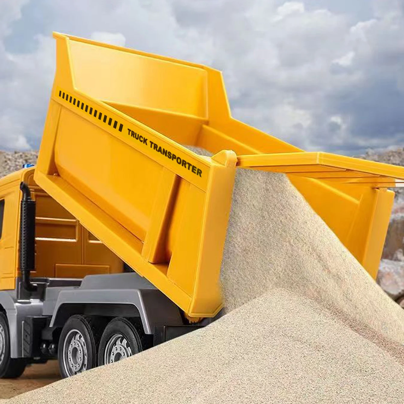 Veículo de engenharia de controle remoto de 6 canais 2.4G recarregável caminhão RC brinquedo com efeitos de luz/som, presente para crianças