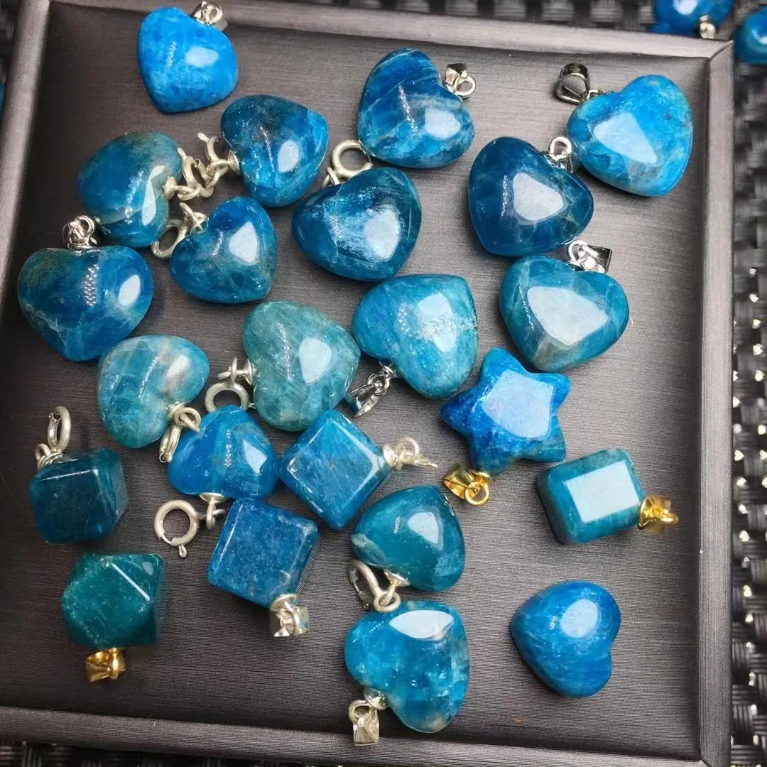 Unit One Piece 925 Silver Buckle With Hot Wholesale Natural Blue Apatite Crystal Healing Random Shape Pendant For Gift