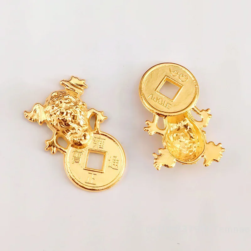 [ZYAS]Fengshui Lucky Frog Wallet Charm Money Biting Golden Frog Alloy Amulet Ornaments For Good Fortune Financial Stability