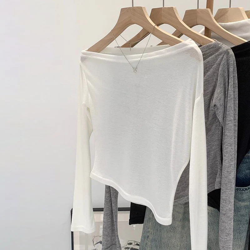 

Women's Spring Off-Shoulder Loose Blouse With Long Sleeves And Off-Shoulder T-Shirt