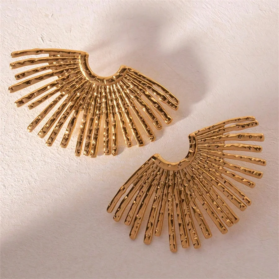 Women's Vintage Fan Leaf Shape Earrings Stud Temperament Gold Color Big Earrings Personality Simple Party Jewelry Gift