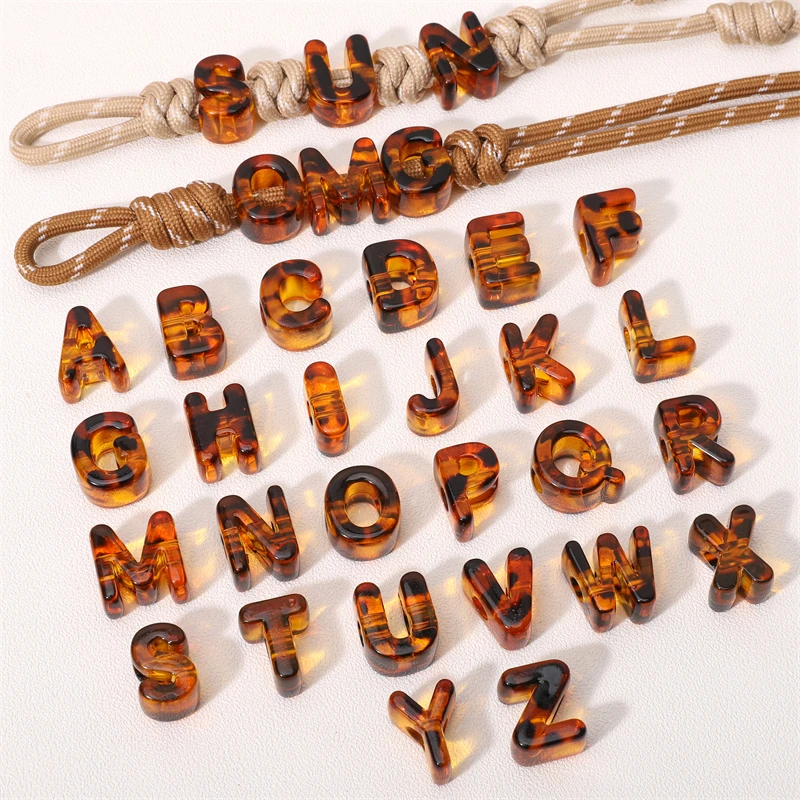 1 Stück/Beutel Leopardenmuster Bernsteinbraune Acryl-Buchstabenperlen mit Großem Loch A-Z Alphabet Lose Perlen für DIY Armband Schmuckherstellung Zubehör – Detail 2