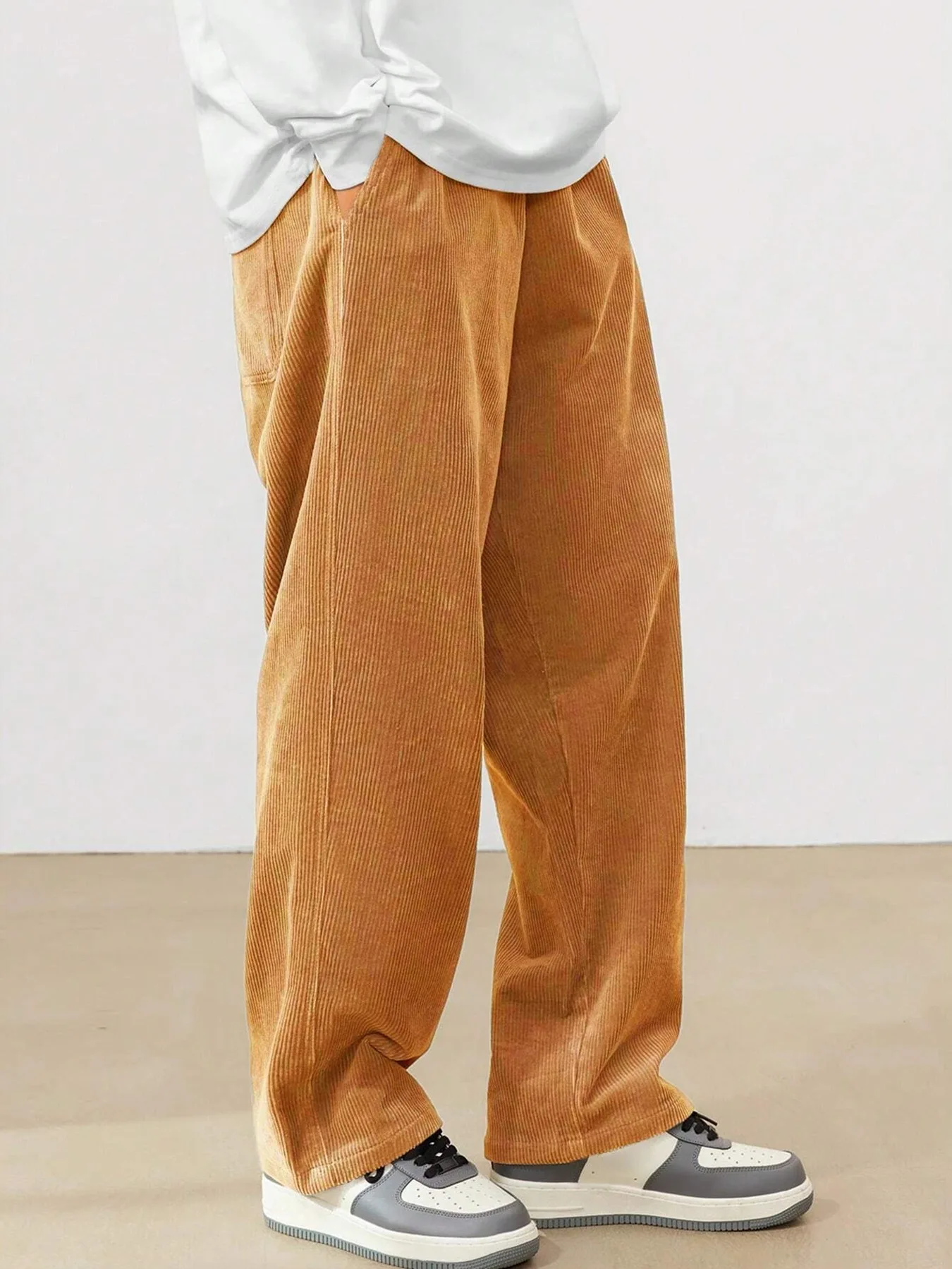 

Men's Corduroy Pants Vintage Streetwear Drop-Crotch Loose Fit Multi-Pocket & Drawstring Waist Casual Utility Trousers Daily Wear