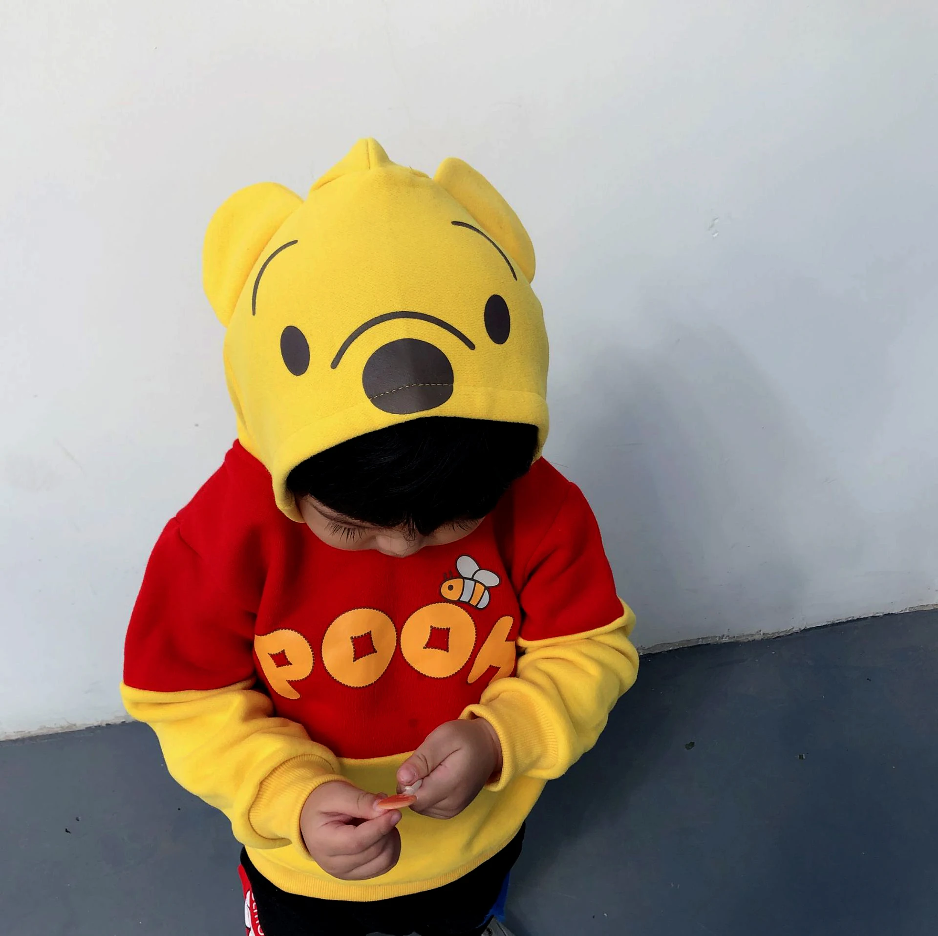 New Autumn and Winter Children\'s Clothing Plush sweater Winnie the Pooh Cartoon Hoodie Sweater Baby Warm Sweater Cute Coat