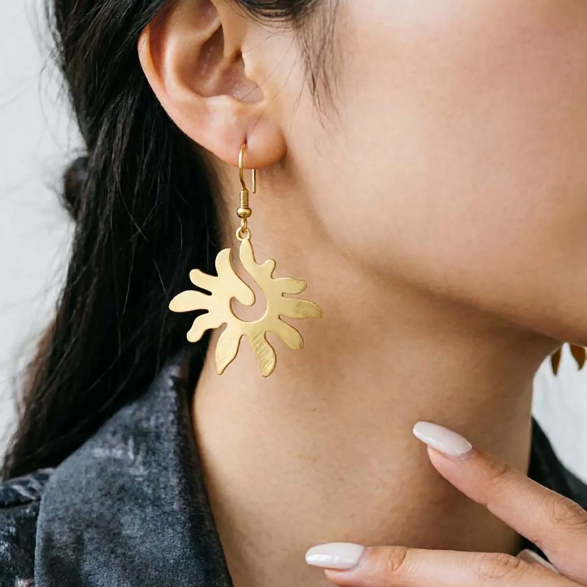 Todorova Vintage Elegant Abstract Sun Earrings For Women's Gatherings, Jewelry Accessories, Fashionable Boho Earrings