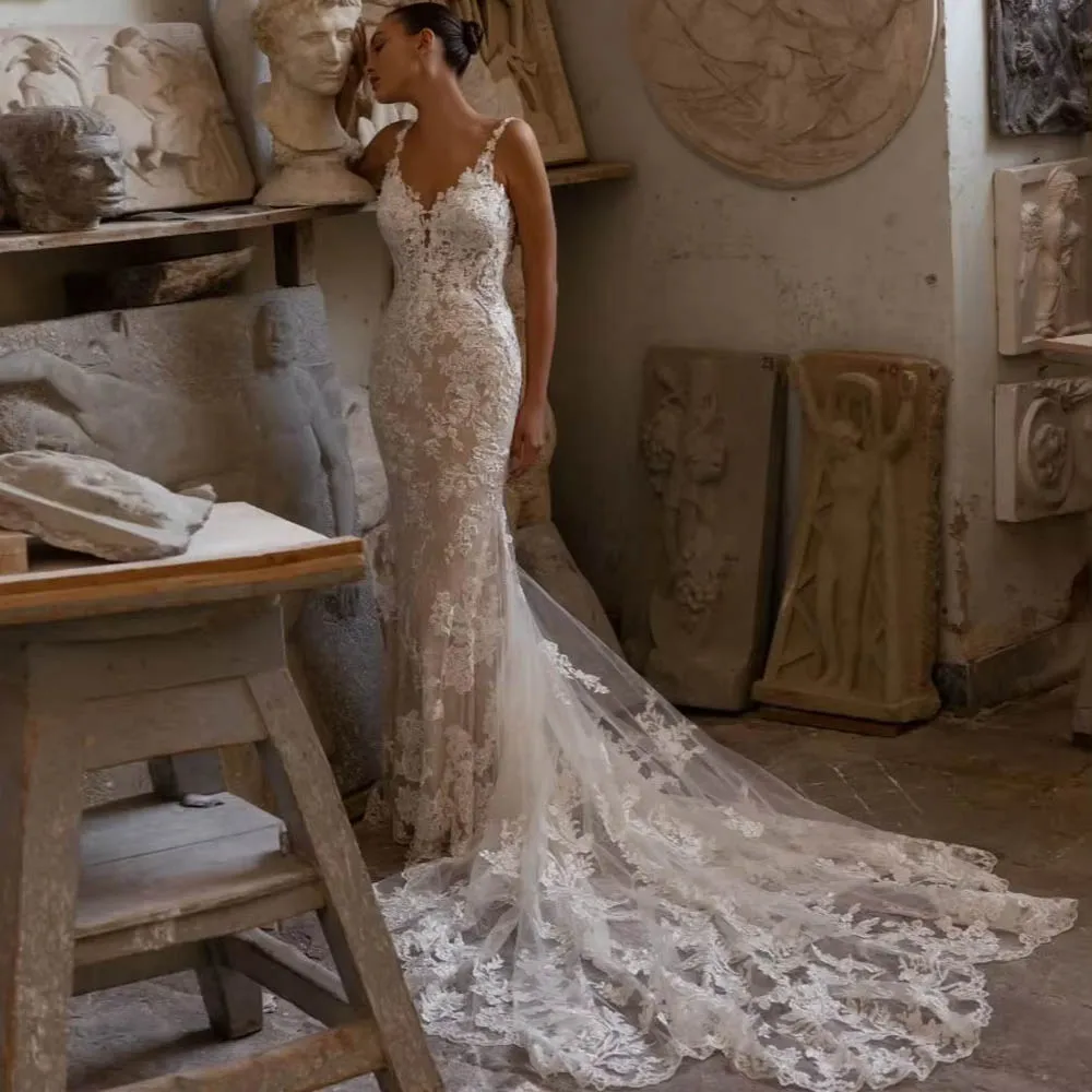 

Customized Sexy Straps Wedding Dress For Woman Bride V Neck Backless Mermaid Bridal Growns Lace Appliques Bridal Gown