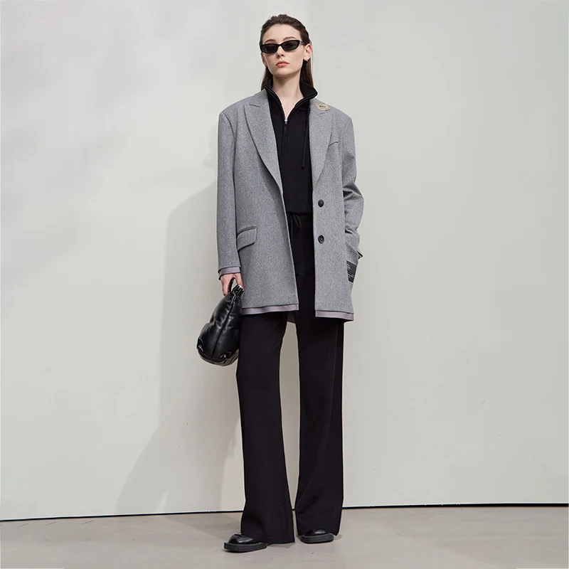 Sweter damski AMII, nowość na jesień 2025, gładki, uniwersalny top, damski golf, swobodny pulower z długim rękawem, odzież damska 12523004