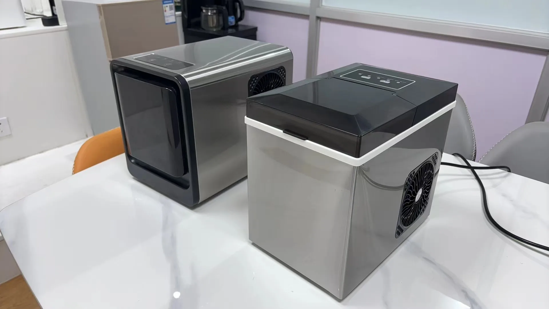 제빙기 기계 4분 휴대용 얼음(셀프 레닝 및 가정용 주방 사무실 파티용 핸들 기계 포함)