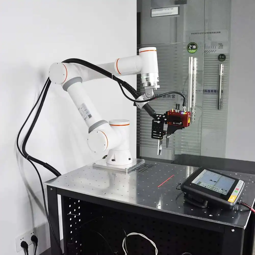 6-Axis Automatic Collaborative Robot Handheld Fiber Laser Air Cooled Welding Hine