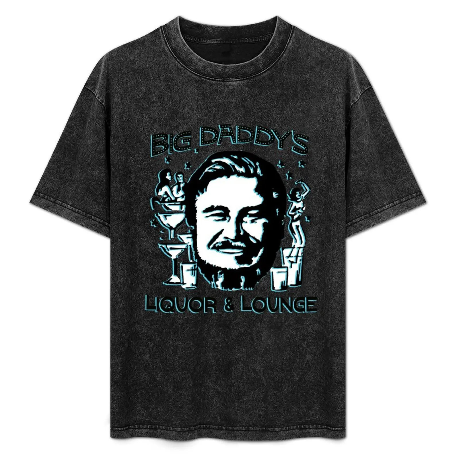 

Big Daddy’s Liquor And Lounge Vintage Graphic T-Shirt Halloween Casual T-Shirt
