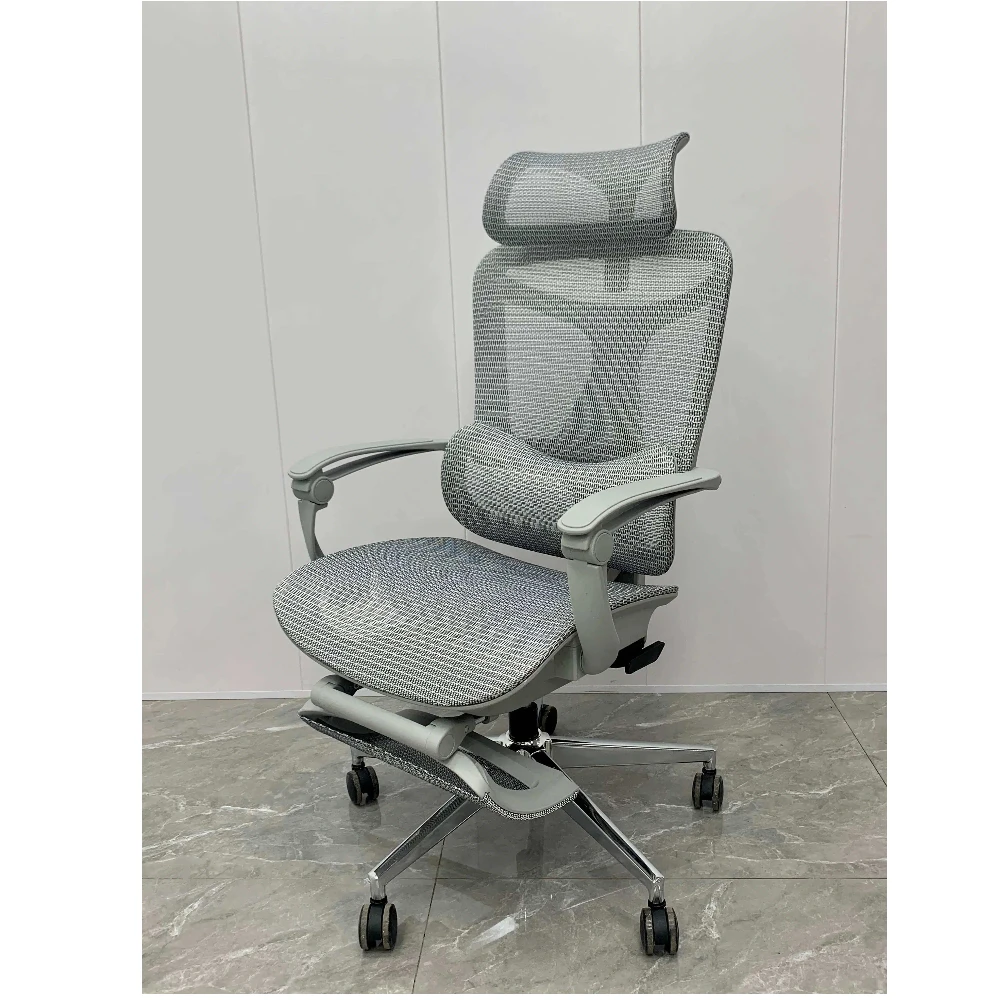 Ergonomic Office Chair With Retractable Leg Rests